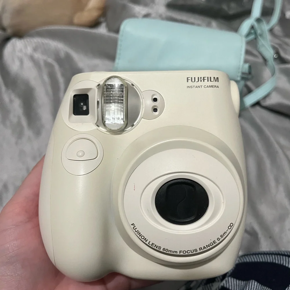 Fujifilm Instax Mini 7S Instant Camera - White with Light Blue Case
